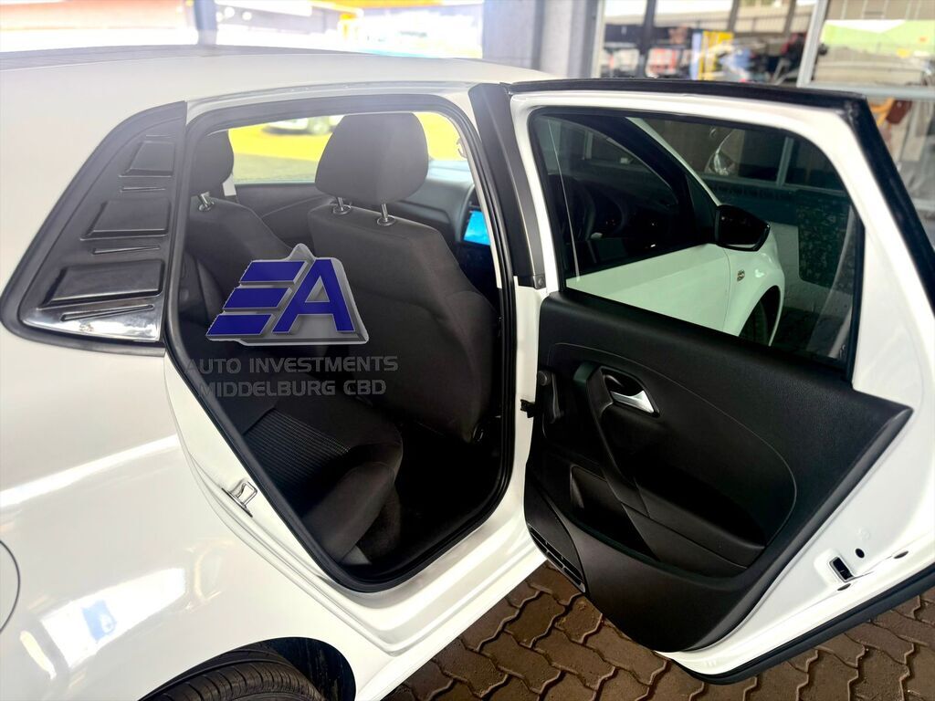 VOLKSWAGEN POLO VIVO POLO VIVO 1.6 COMFORTLINE TIP (5DR) - 14