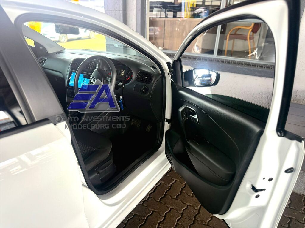 VOLKSWAGEN POLO VIVO POLO VIVO 1.6 COMFORTLINE TIP (5DR) - 16