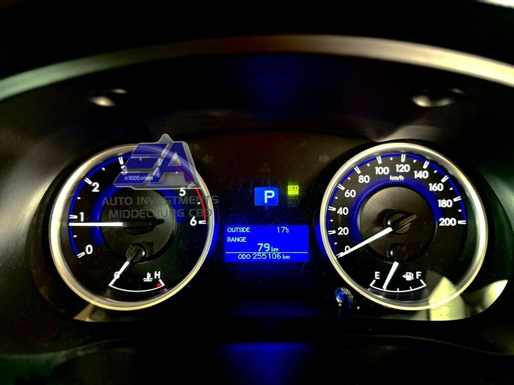 TOYOTA HILUX HILUX 2.4 GD-6 RB SRX A/T P/U D/C - 17
