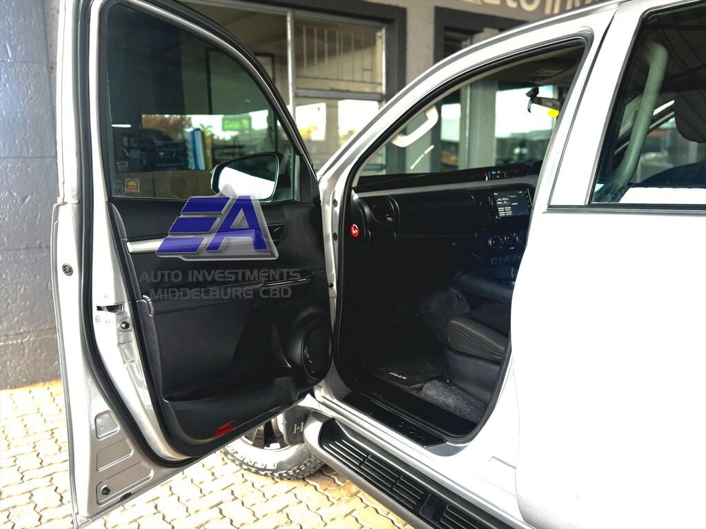 TOYOTA HILUX HILUX 2.4 GD-6 RB SRX A/T P/U D/C - 6