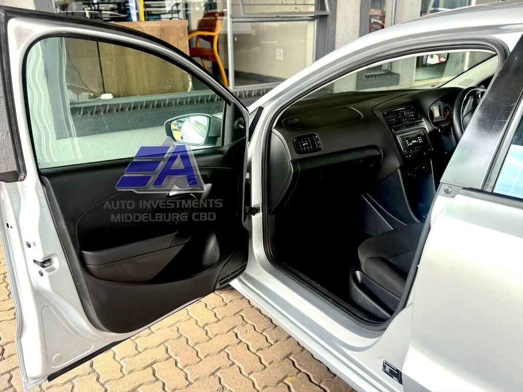 VOLKSWAGEN POLO VIVO POLO VIVO 1.4 TRENDLINE (5DR)