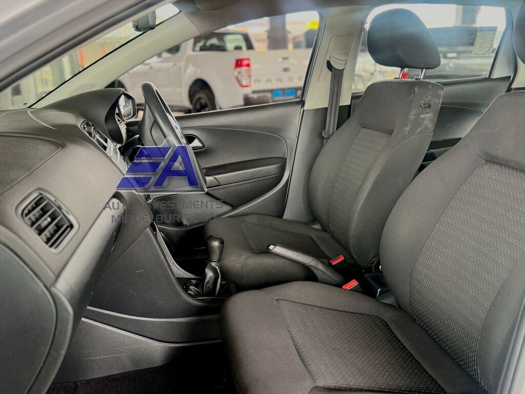 VOLKSWAGEN POLO VIVO POLO VIVO 1.4 TRENDLINE (5DR)