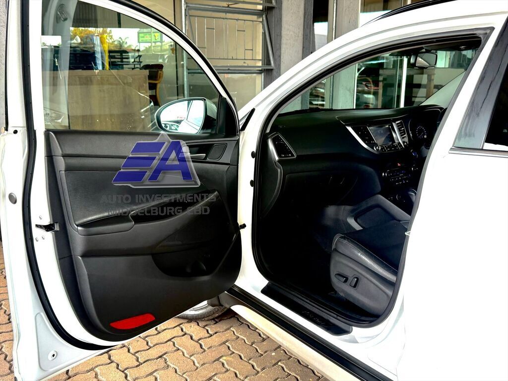 HYUNDAI TUCSON TUCSON 2.0 ELITE A/T - 6