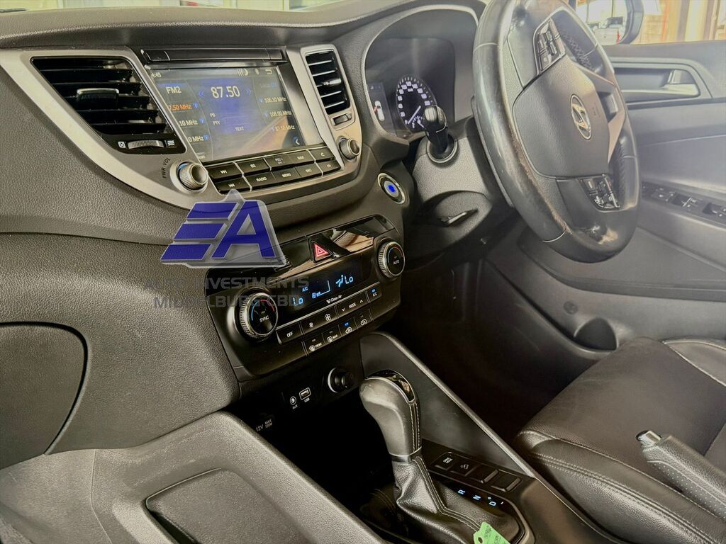 HYUNDAI TUCSON TUCSON 2.0 ELITE A/T - 8