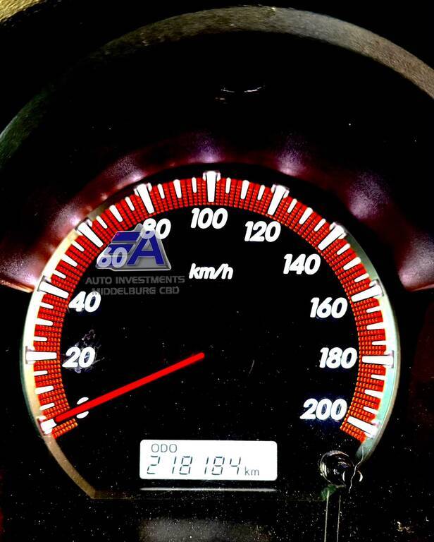 TOYOTA HI-LUX HILUX 2.5 D-4D VNT 106KW R/B P/U D/C - 16