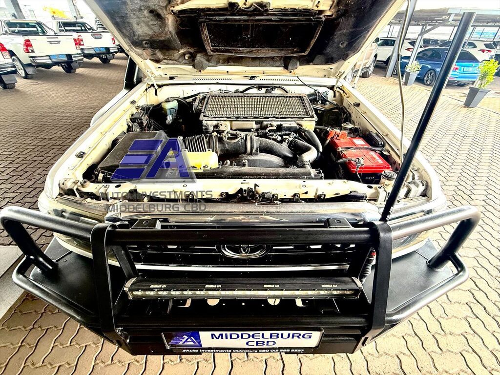 TOYOTA LAND CRUISER 79 LAND CRUISER 79 4.5D P/U S/C - 14