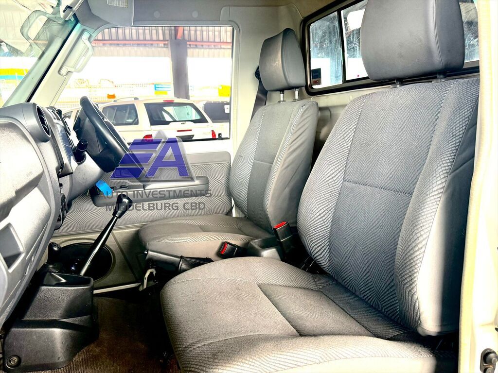 TOYOTA LAND CRUISER 79 LAND CRUISER 79 4.5D P/U S/C - 7