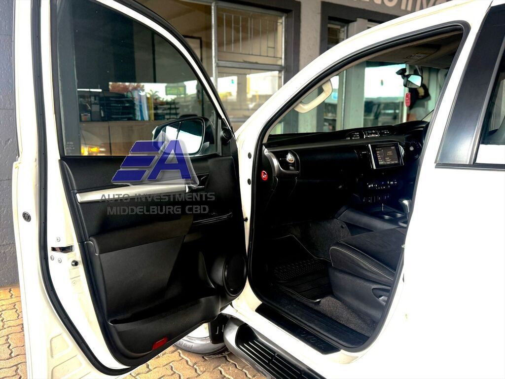 TOYOTA HILUX HILUX 2.8 GD-6 RB RAIDER A/T P/U D/C