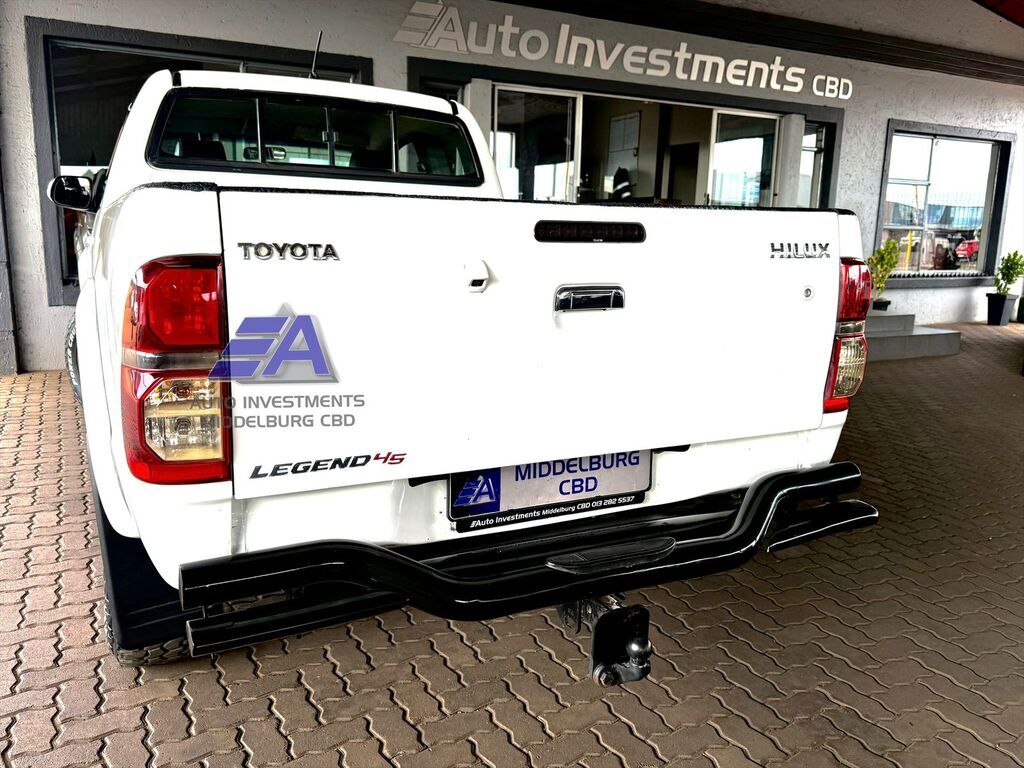 TOYOTA HILUX HILUX 3.0D-4D LEGEND 45 XTRA CAB P/U - 11