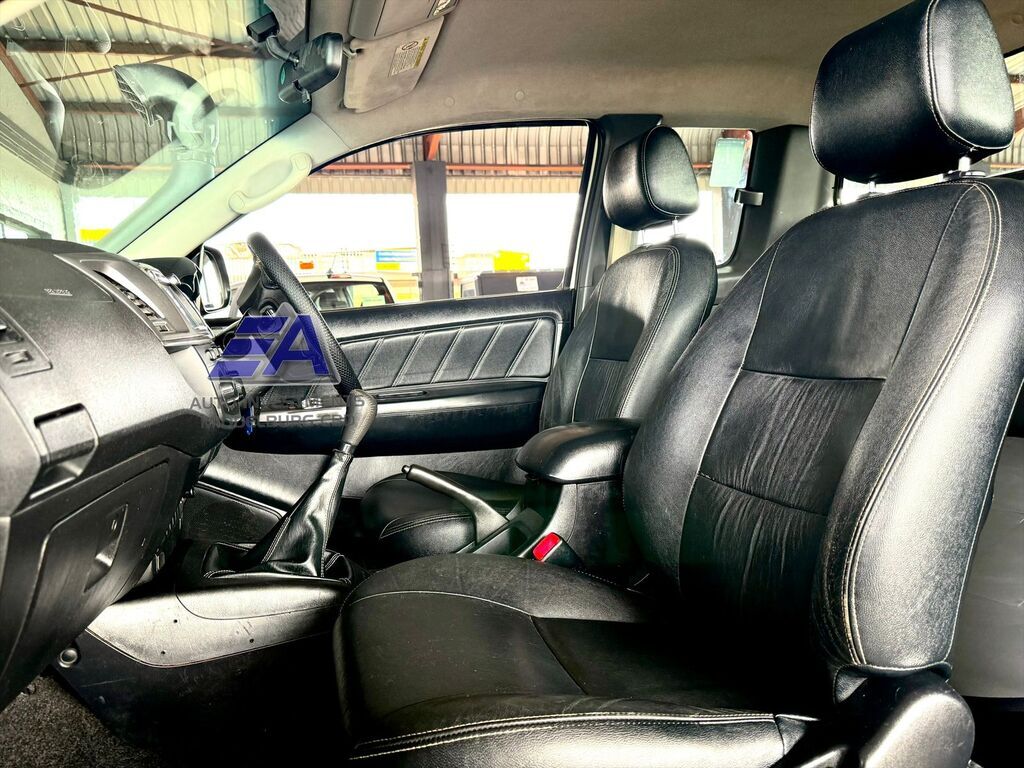 TOYOTA HILUX HILUX 3.0D-4D LEGEND 45 XTRA CAB P/U - 7