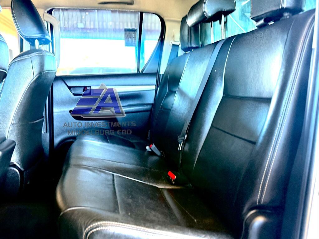 TOYOTA HILUX HILUX 2.4 GD-6 SRX 4X4 A/T P/U D/C - 10