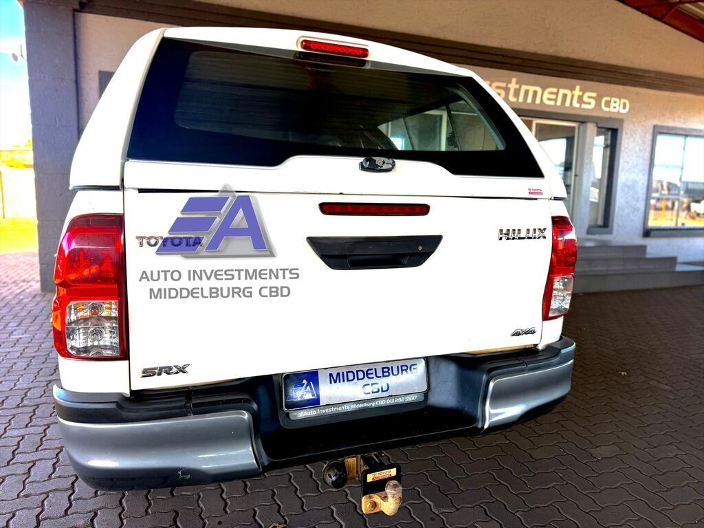 TOYOTA HILUX HILUX 2.4 GD-6 SRX 4X4 A/T P/U D/C - 12