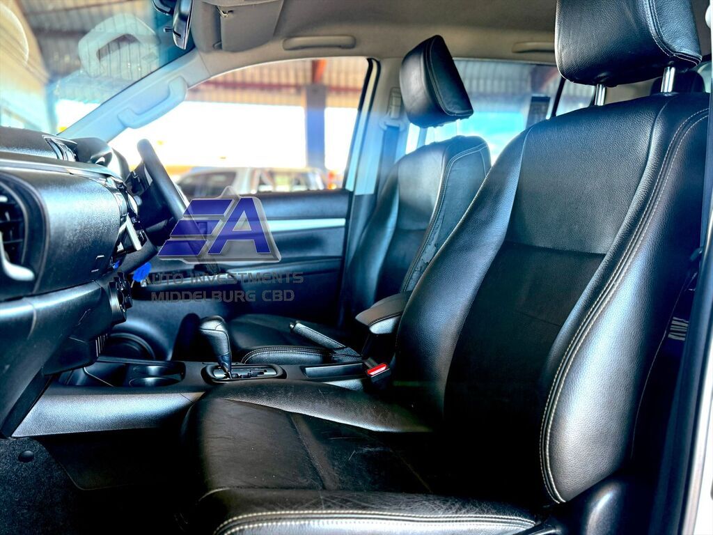 TOYOTA HILUX HILUX 2.4 GD-6 SRX 4X4 A/T P/U D/C - 7