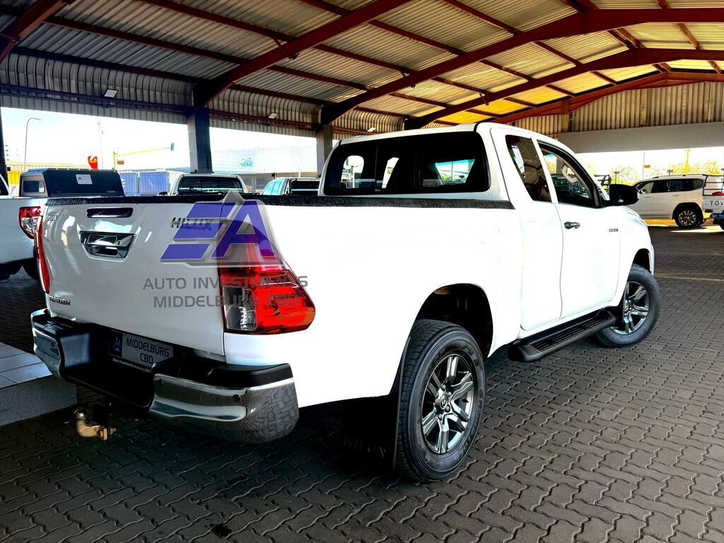 TOYOTA HILUX HILUX 2.4 GD-6 RB RAIDER P/U E/CAB
