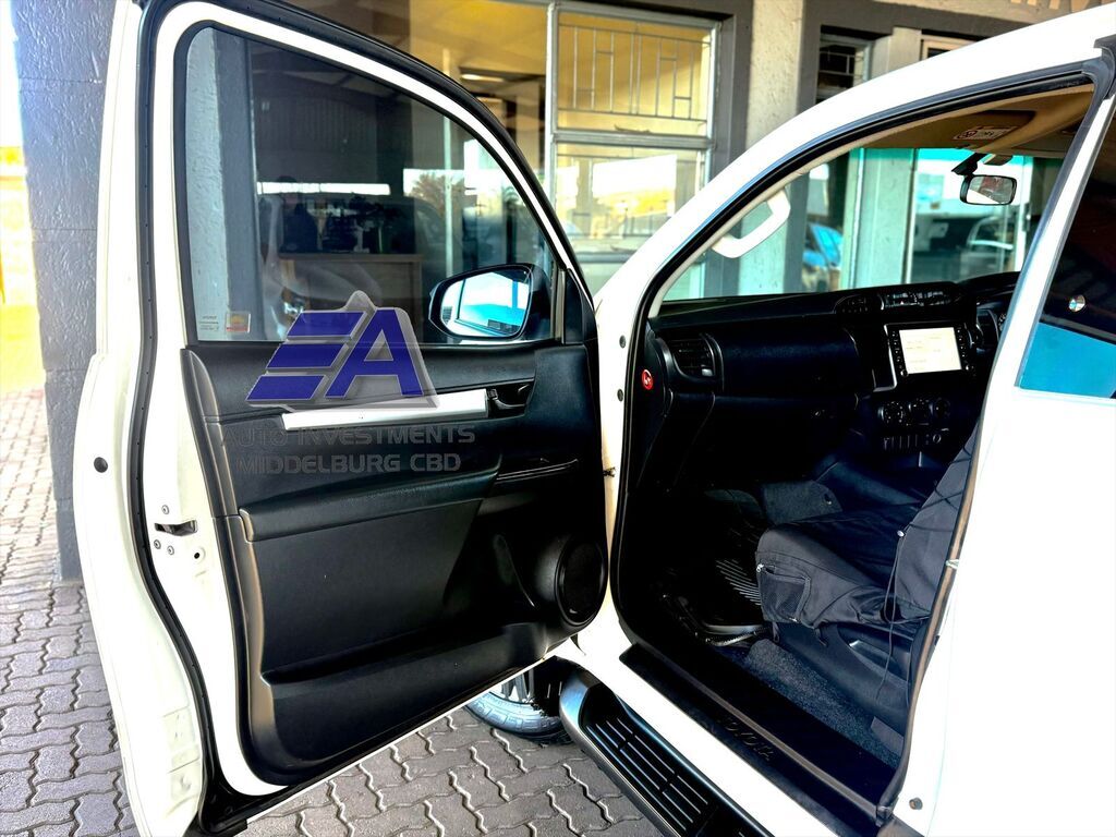 TOYOTA HILUX HILUX 2.4 GD-6 RB RAIDER P/U E/CAB