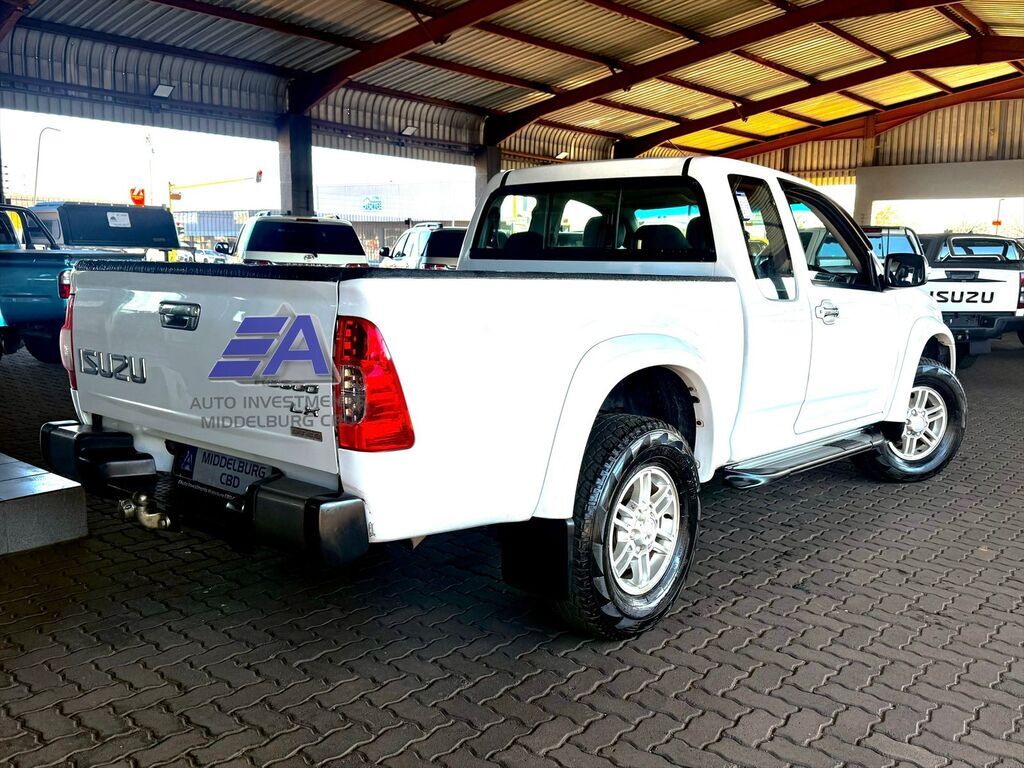 ISUZU KB KB300D-TEQ LX E/CAB P/U S/C - 2