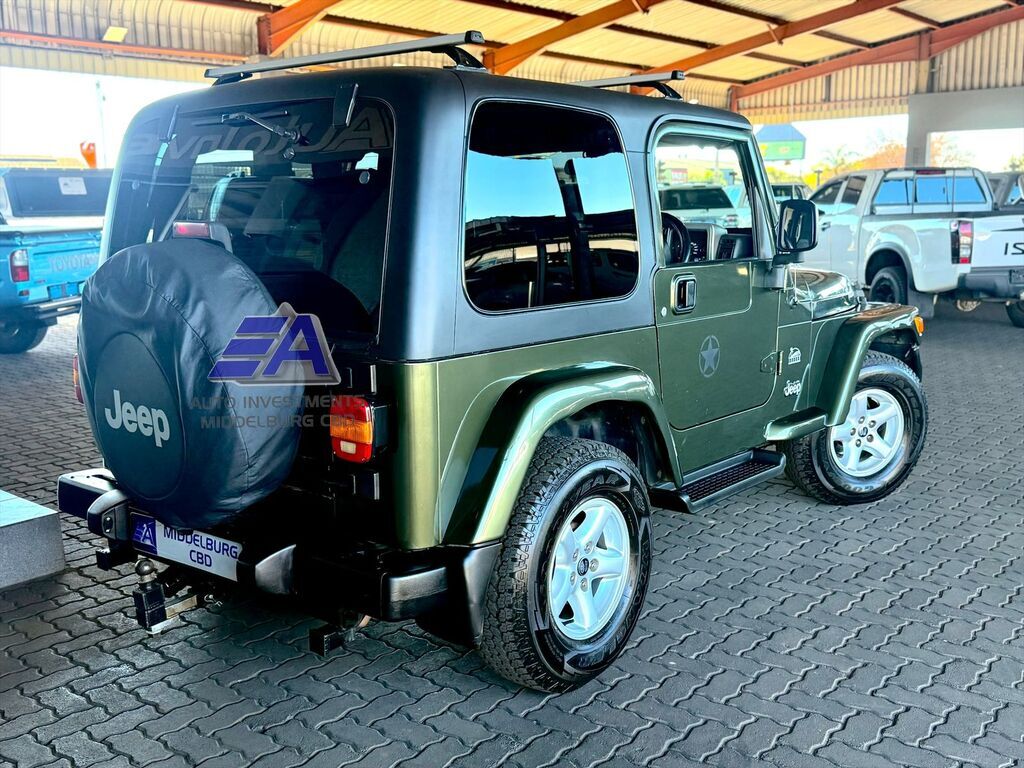 JEEP WRANGLER WRANGLER SAHARA 4.0 A/T - 2