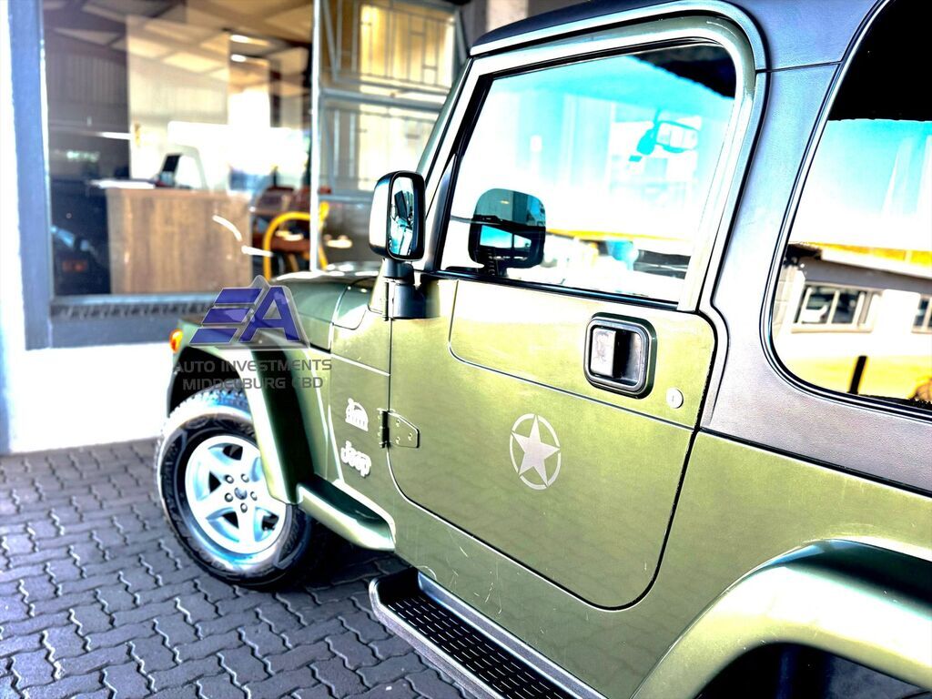 JEEP WRANGLER WRANGLER SAHARA 4.0 A/T - 5