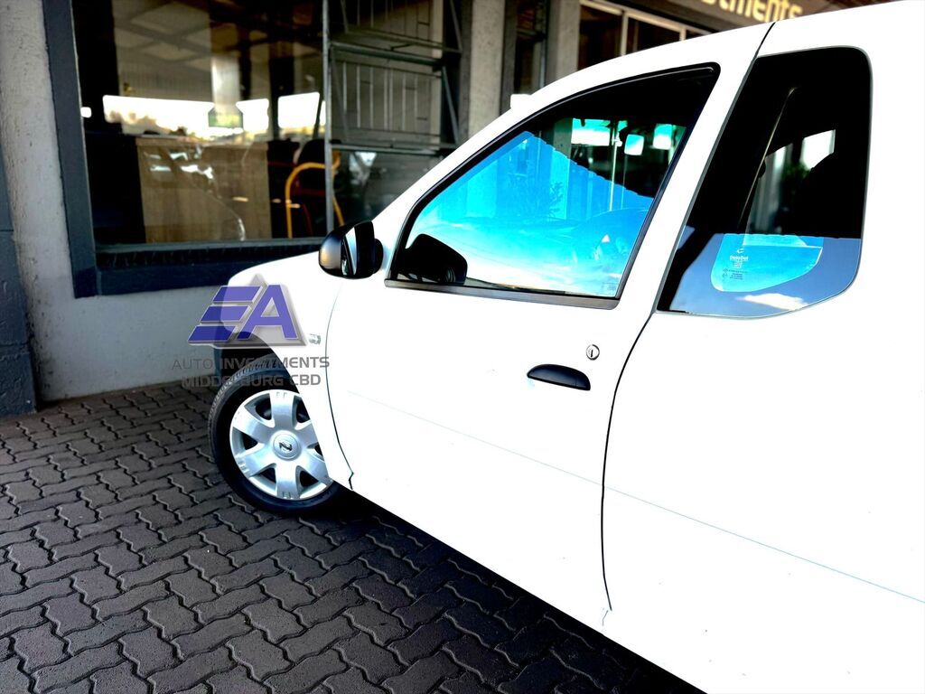NISSAN NP200 NP200 1.6  A/C SAFETY PACK P/U S/C - 5