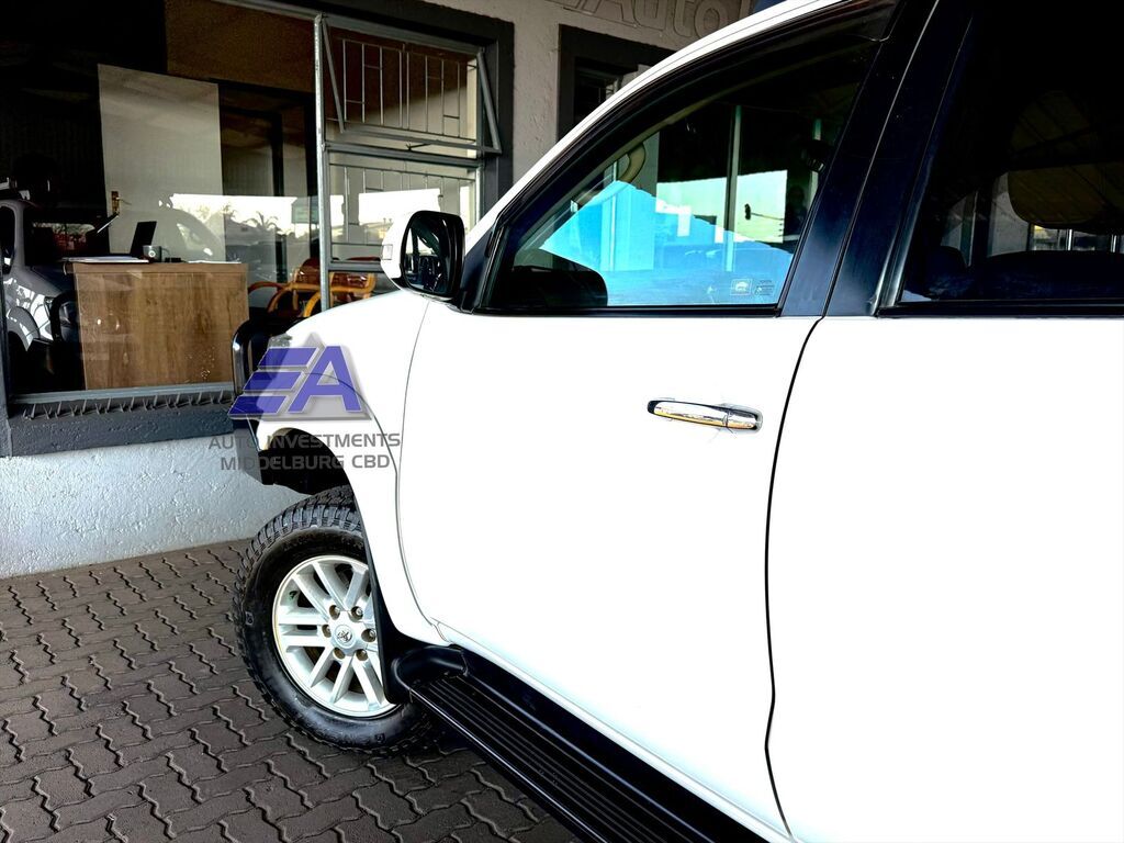 TOYOTA FORTUNER FORTUNER 3.0D-4D 4X4 A/T - 5