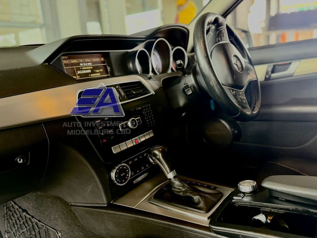 MERCEDES-BENZ C CLASS SEDAN C200 BE AVANTGARDE A/T