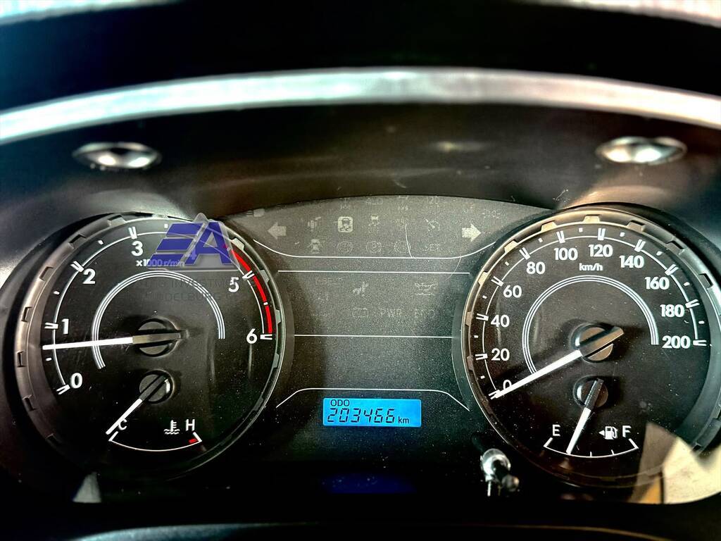 TOYOTA HILUX HILUX 2.4 GD S A/C P/U S/C - 12