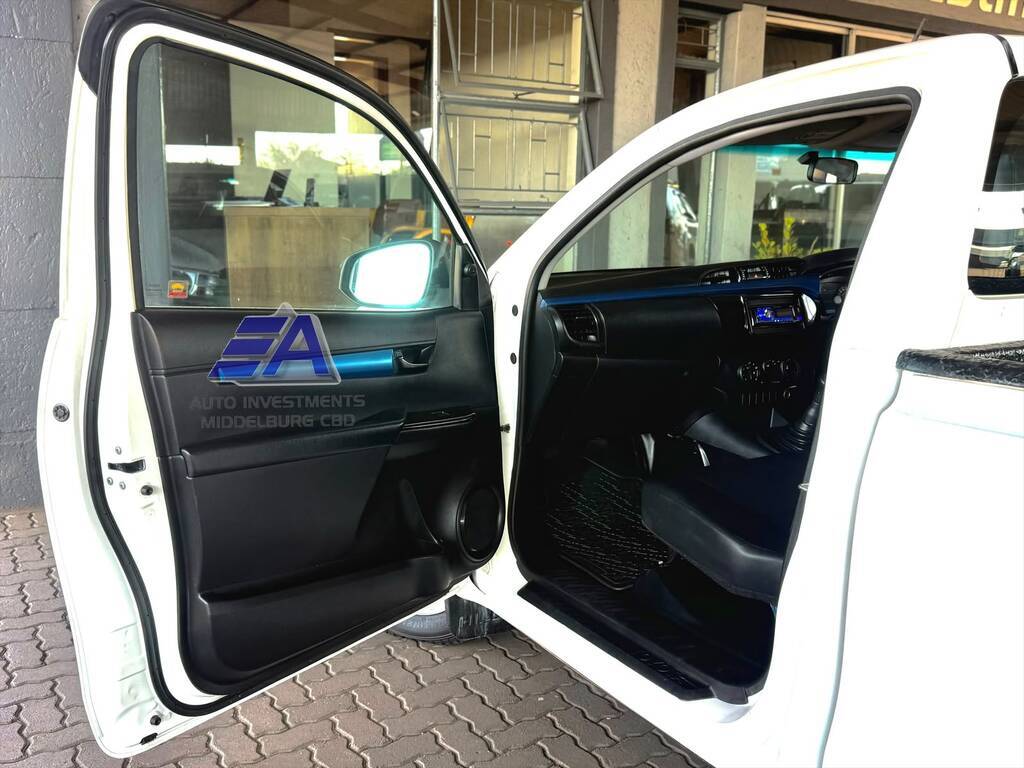 TOYOTA HILUX HILUX 2.4 GD S A/C P/U S/C - 6