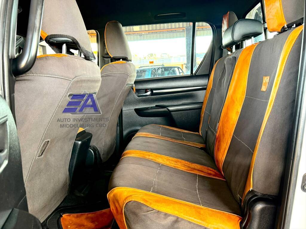 TOYOTA HILUX HILUX 2.8 GD-6 RAIDER 4X4 A/T P/U D/C - 10