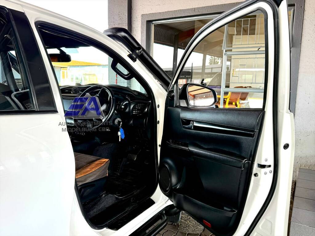 TOYOTA HILUX HILUX 2.8 GD-6 RAIDER 4X4 A/T P/U D/C - 16