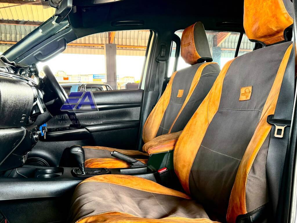 TOYOTA HILUX HILUX 2.8 GD-6 RAIDER 4X4 A/T P/U D/C - 7