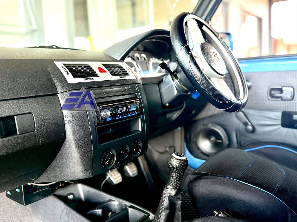 VOLKSWAGEN CITI CITI ROX 1.6i - 8