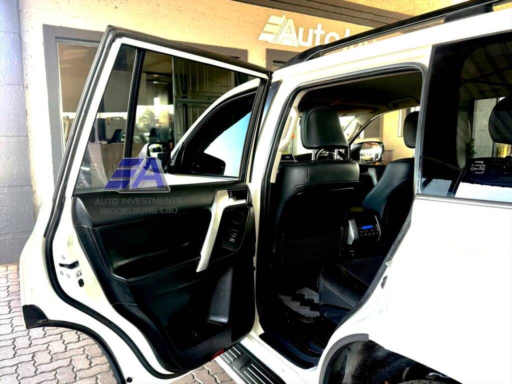 TOYOTA PRADO PRADO VX 3.0D A/T - 9