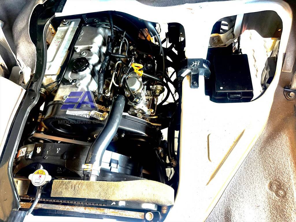 HYUNDAI H100 / BAKKIE H100 2.6D A/C F/C D/S - 14