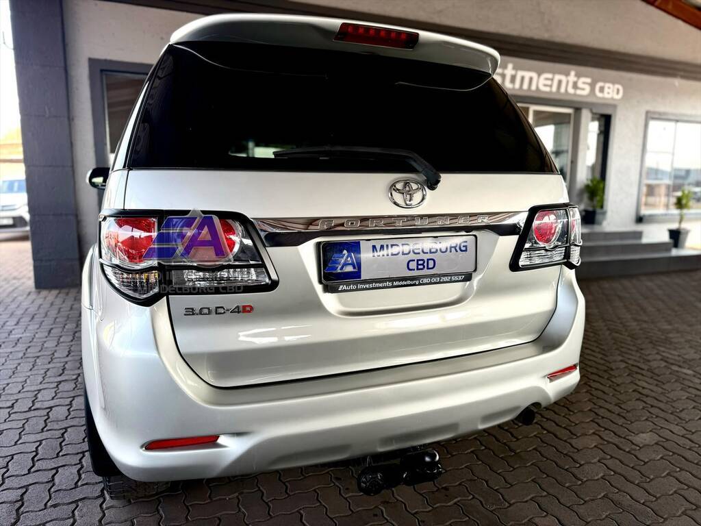 TOYOTA FORTUNER FORTUNER 3.0D-4D R/B - 11