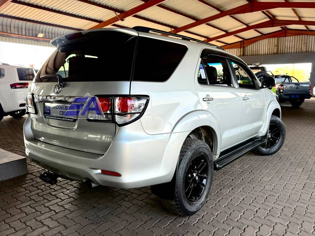 TOYOTA FORTUNER FORTUNER 3.0D-4D R/B - 2