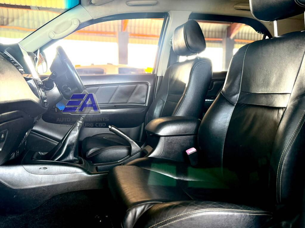 TOYOTA FORTUNER FORTUNER 3.0D-4D R/B - 6
