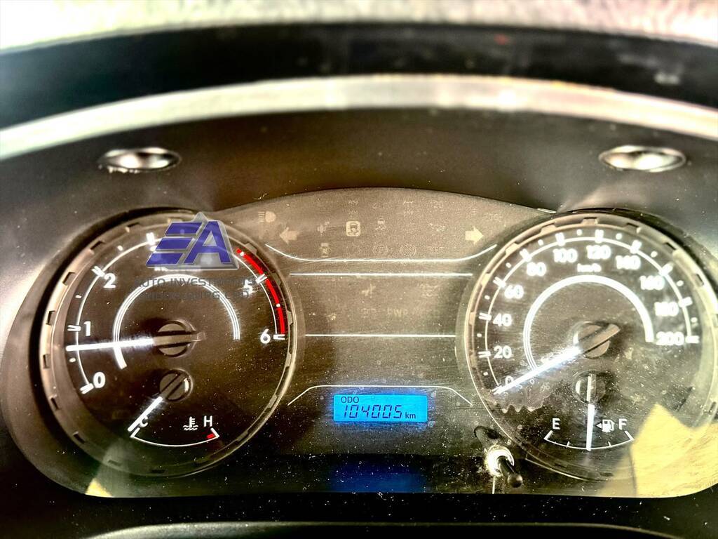 TOYOTA HILUX HILUX 2.4 GD S A/C P/U S/C - 11
