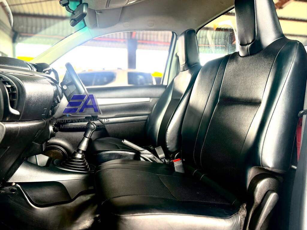 TOYOTA HILUX HILUX 2.4 GD S A/C P/U S/C - 6