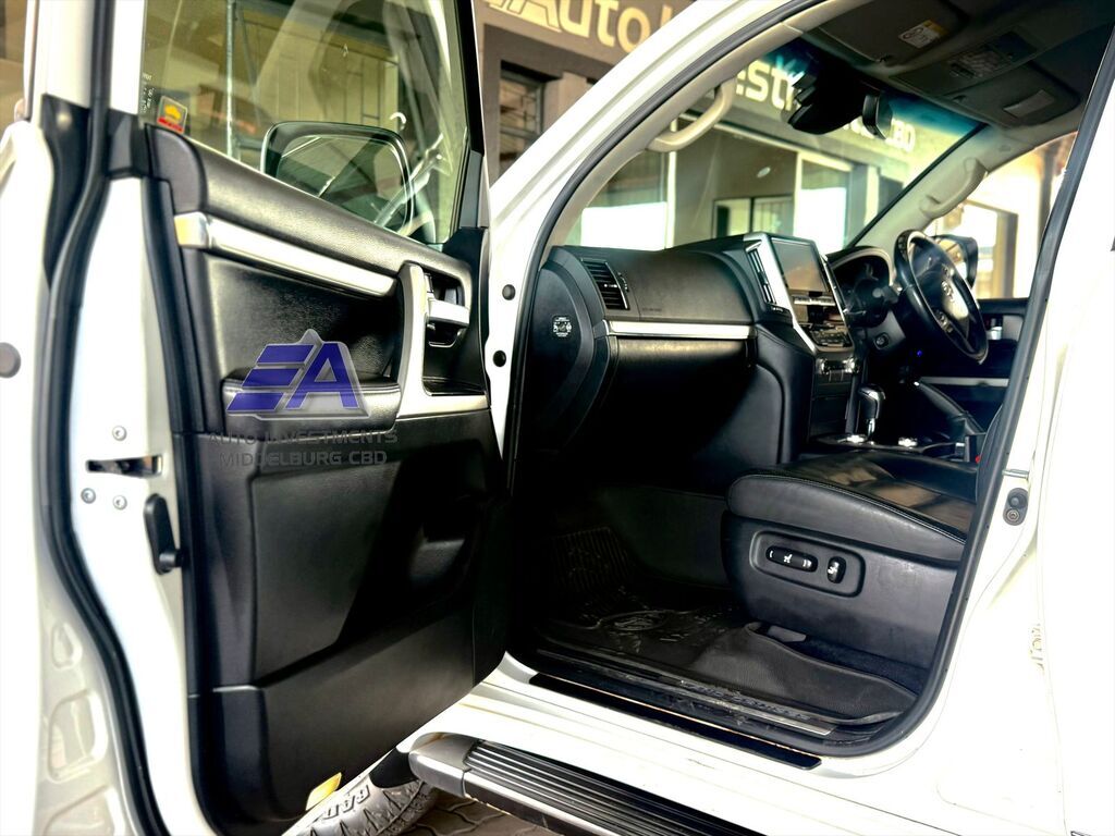 TOYOTA LAND CRUISER LAND CRUISER 200 V8 4.5D VX-R A/T - 5