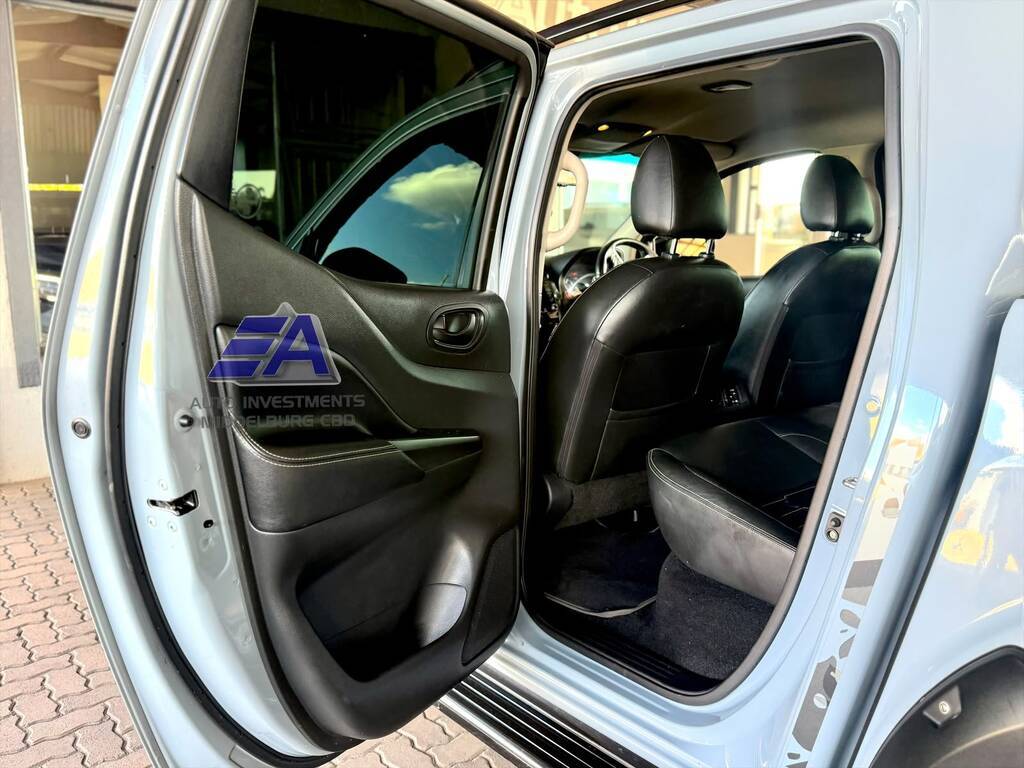 NISSAN NAVARA NAVARA 2.5DDTI PRO-2X A/T D/C P/U - 8