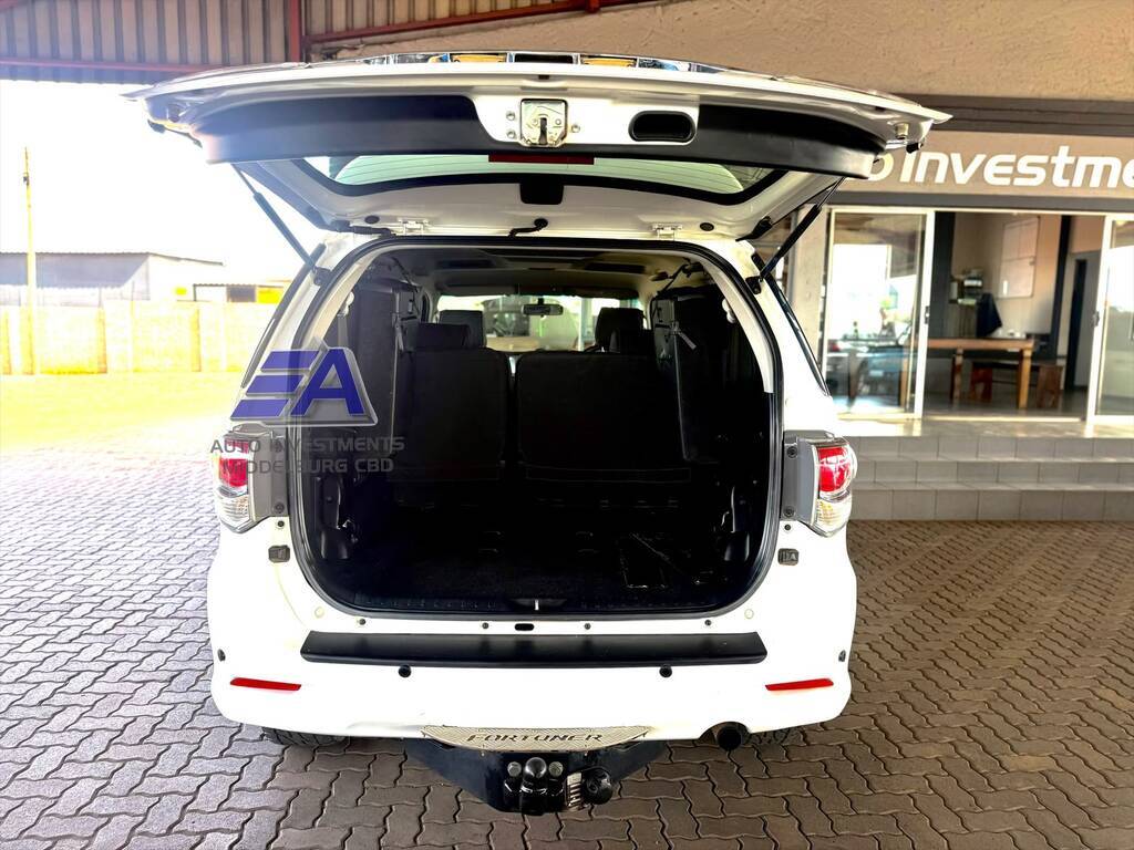 TOYOTA FORTUNER FORTUNER 2.5D-4D RB - 11