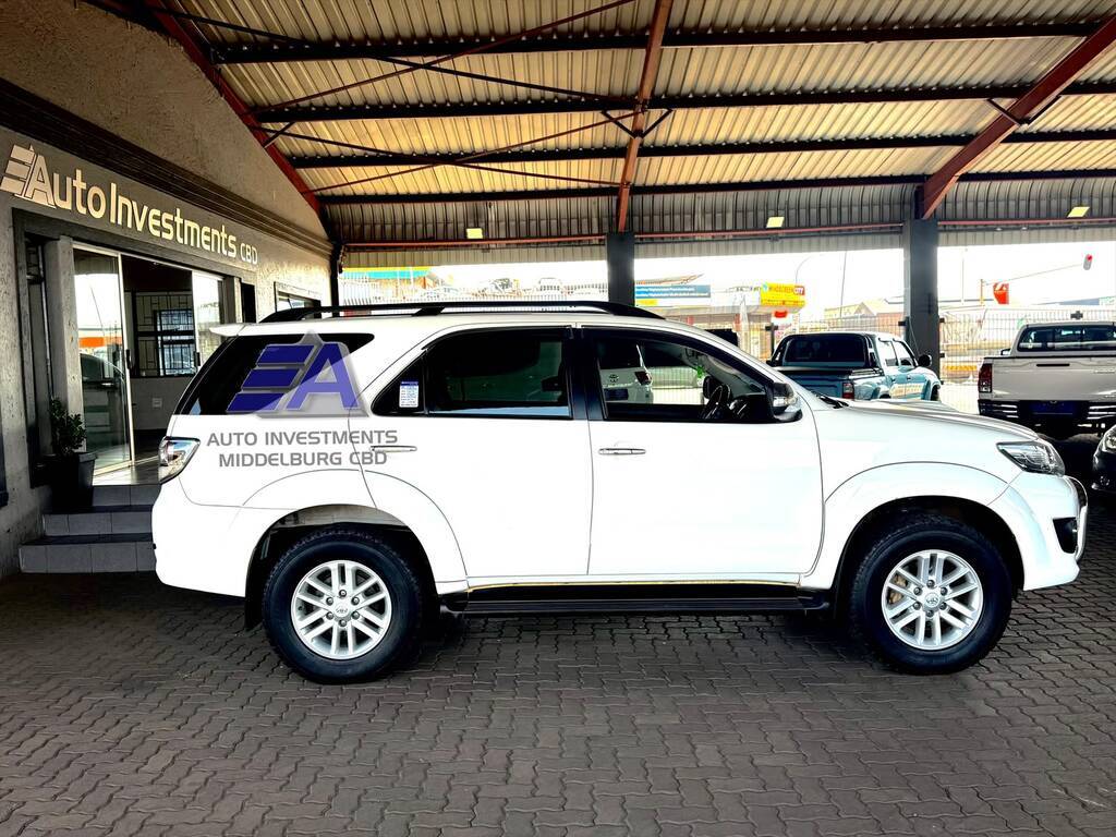 TOYOTA FORTUNER FORTUNER 2.5D-4D RB - 3