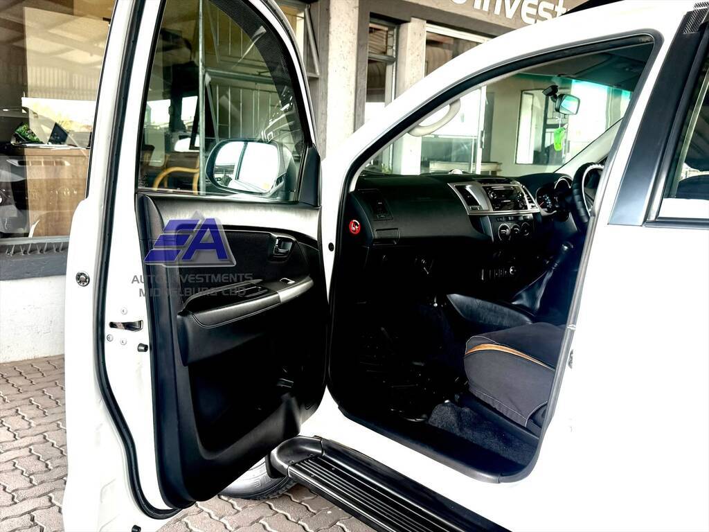 TOYOTA FORTUNER FORTUNER 2.5D-4D RB - 4