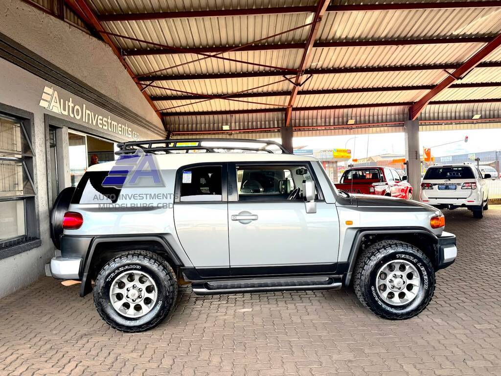 TOYOTA LANDCRUISER L/CRUISER FJ 4.0 V6 DESERT CRUISER - 3