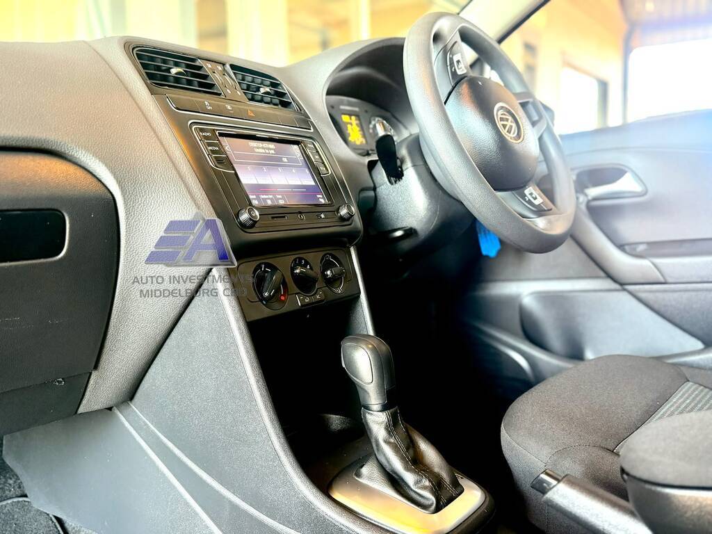VOLKSWAGEN POLO VIVO POLO VIVO 1.6 COMFORTLINE TIP (5DR) - 7