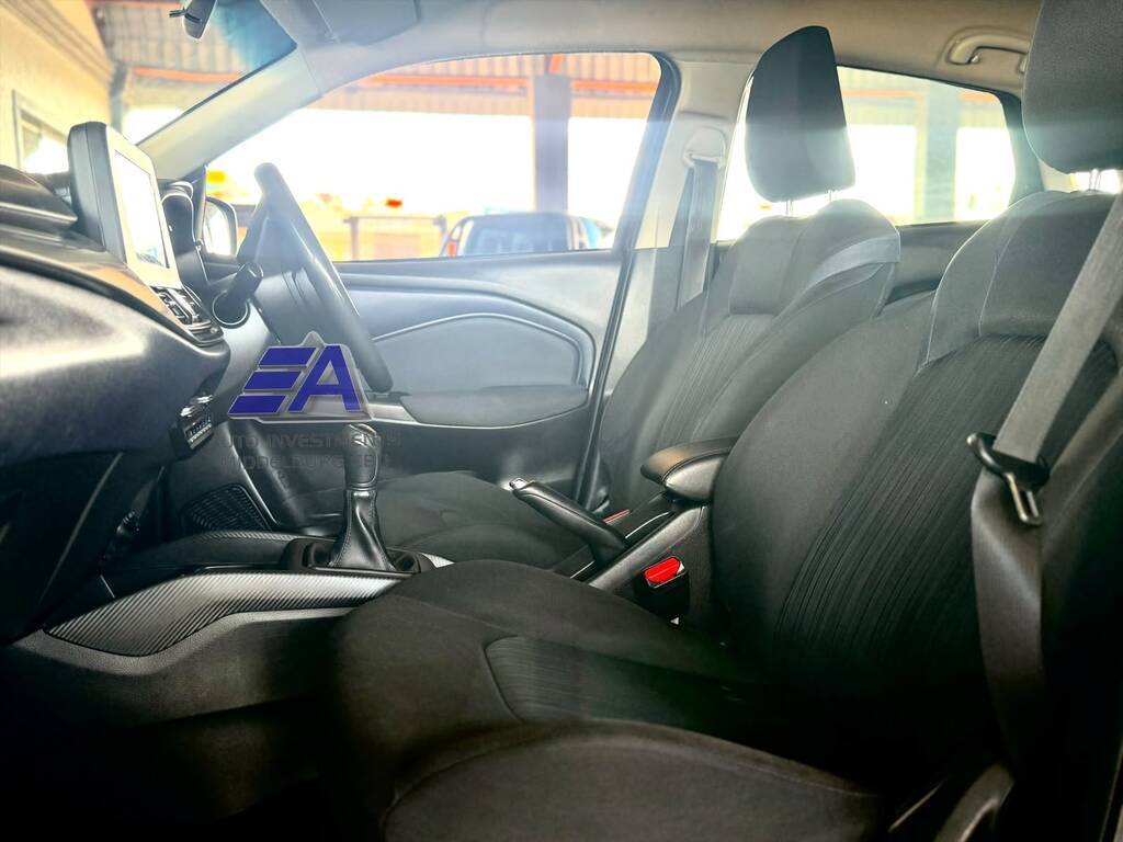 TOYOTA STARLET STARLET 1.5 Xs - 6