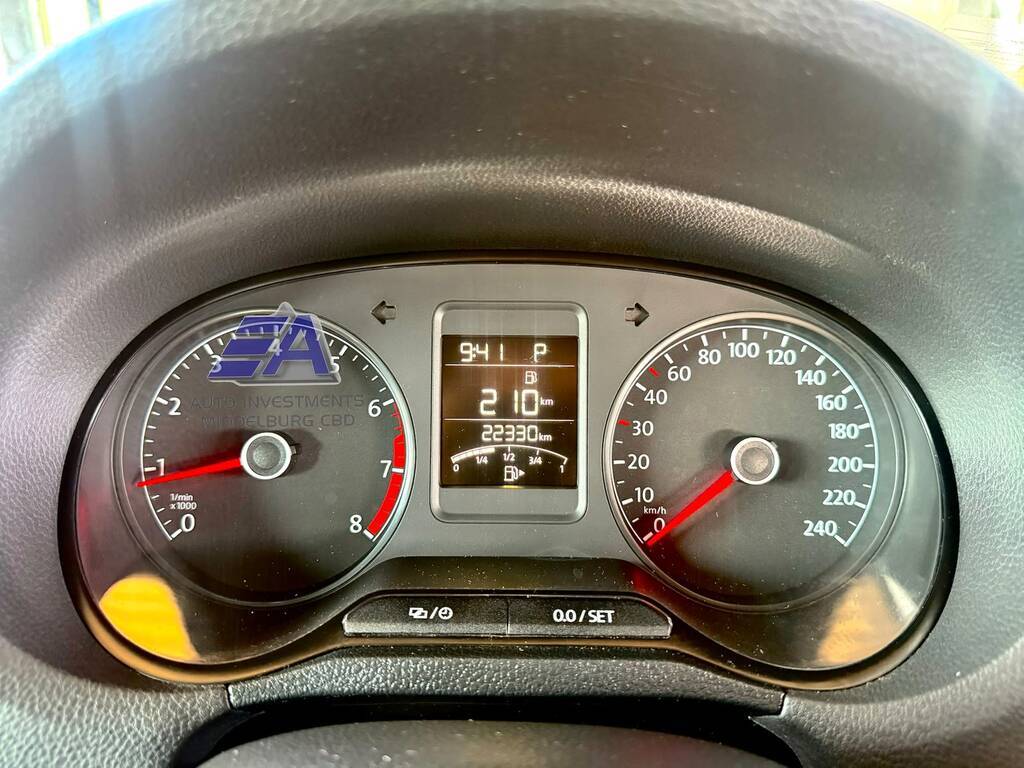 VOLKSWAGEN POLO VIVO POLO VIVO 1.4 TRENDLINE (5DR) - 16