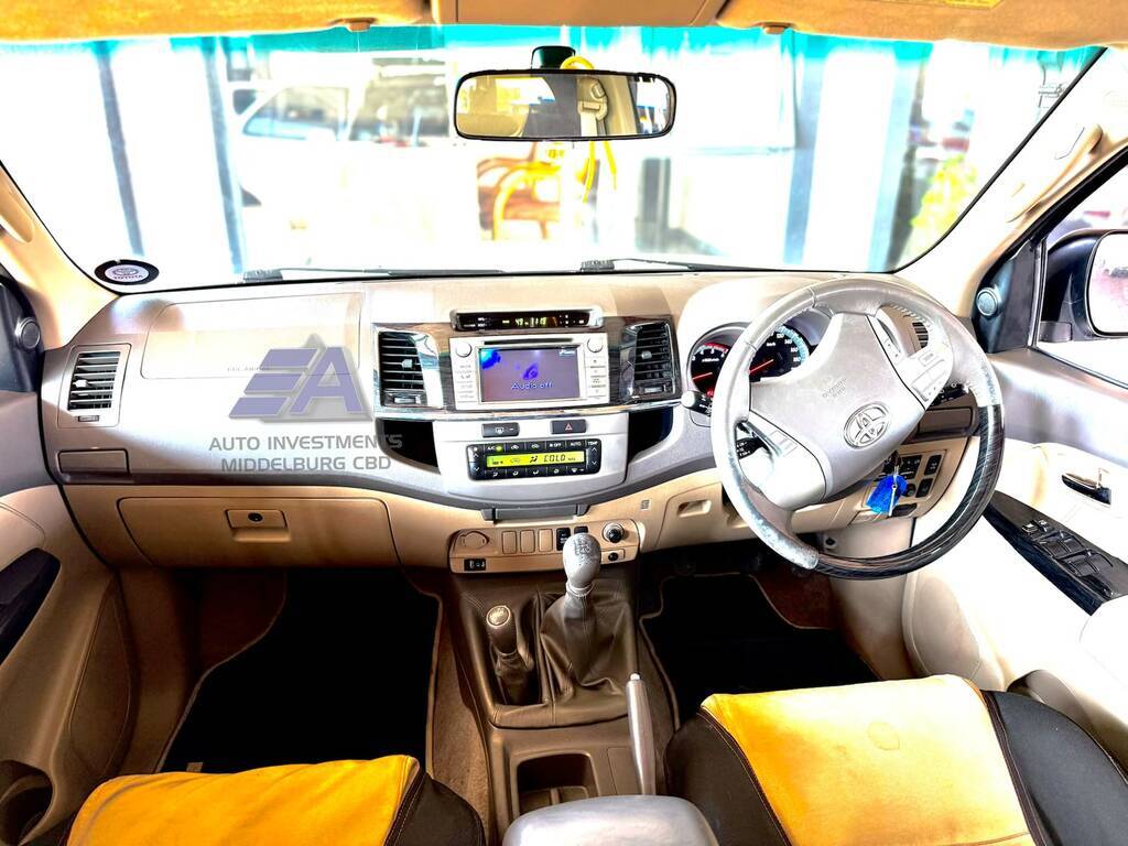 TOYOTA FORTUNER FORTUNER 3.0D-4D 4X4 - 10