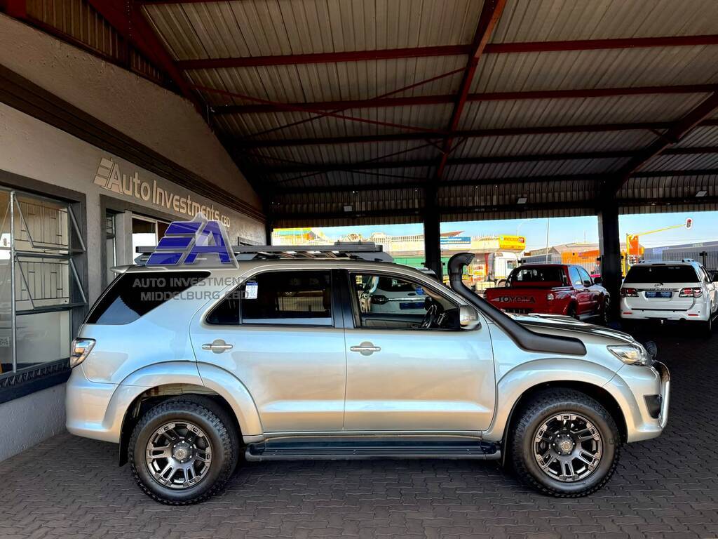 TOYOTA FORTUNER FORTUNER 3.0D-4D 4X4 - 3