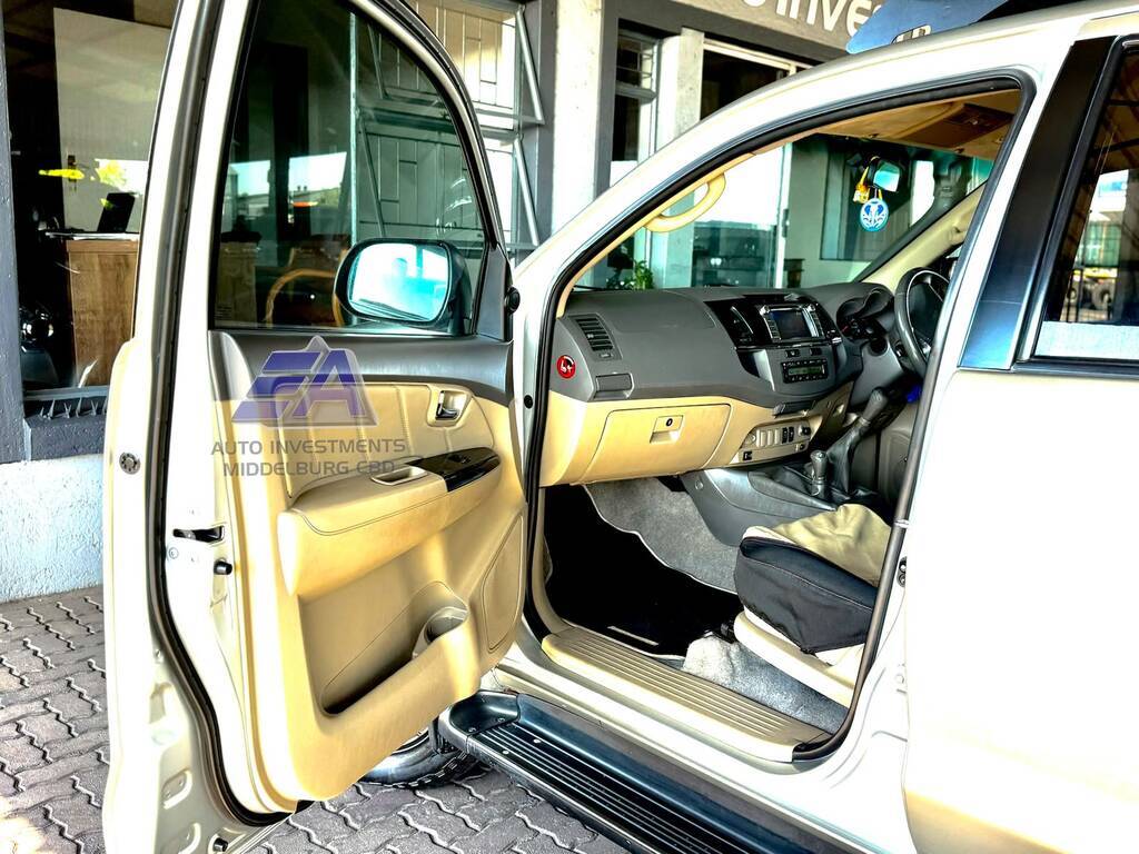 TOYOTA FORTUNER FORTUNER 3.0D-4D 4X4 - 5